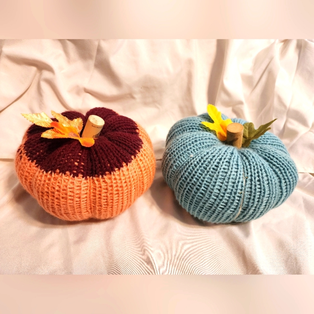 Pair of crocheted fall decorations